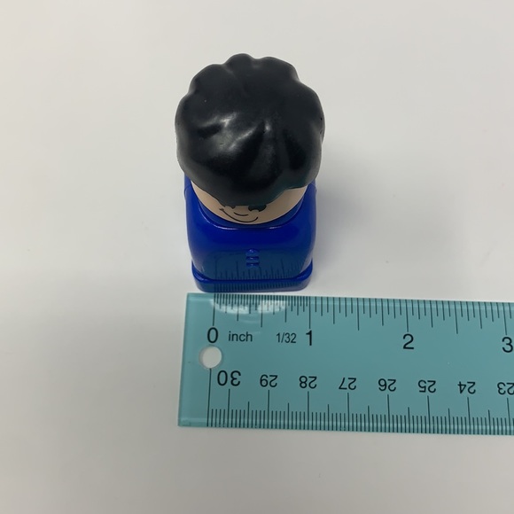 2.5” boy 👦 vintage toy hard plastic kids play - Picture 10 of 10